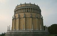 1970er. Bayern. Kelheim. Befreiungshalle auf dem Michelsberg. Denkmal