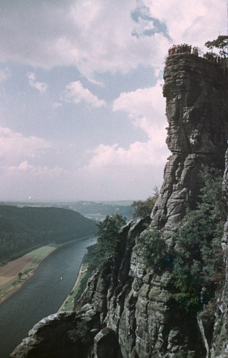 1950er. Sachsen. Elbsandsteingebirge. Fluss. Elbe