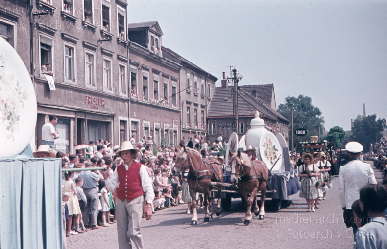 1960. Deutschland. DDR. Sachsen. Meissen. Festumzug