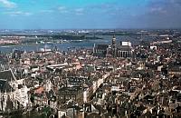 1955. Belgien. Antwerpen. Blick über die Stadt. Fluss Schelde