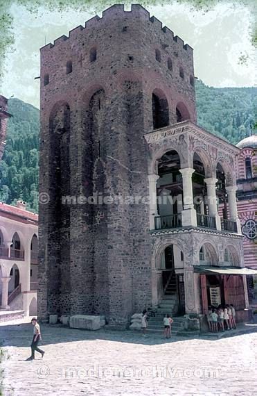 Das Rila-Kloster liegt 20 km östlich der kleinen Stadt Rila. Orthodoxer Religion.