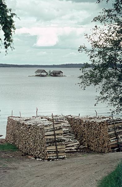 Helsinki. Netzständer.