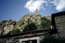 1970er. Frankreich. Porivnz Auvergne. Le Puy-en-Velay - France. Madonna auf dem Berg
