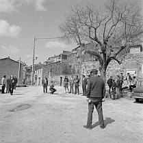 vermutlich 1967. Frankreich. Südfrankreich. Männer beim Boule