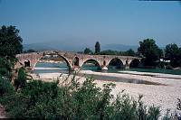 1982. Griechenland. Brücke von Arta über den Arachthos. Greece. Bridge of Arta