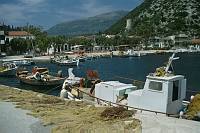 Juni 1991. Griechenland. Hafen mit Booten