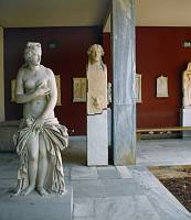Juni 1991. Griechenland. Marmorskulpturen. Museum
