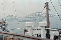 1967. Island. Schiff. Brücke. Meer
