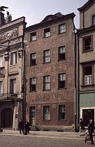 1970er. Poland. Polen. Posen. Marktplatz. Die Bambergerin.