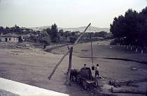 1960er. Rumanien. Romania. Braila. Brunnen