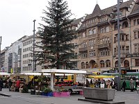 23. 11. 2011. Schweiz. Basel. Marktplatz (baseldeutsch Märtblatz) Weihnachten