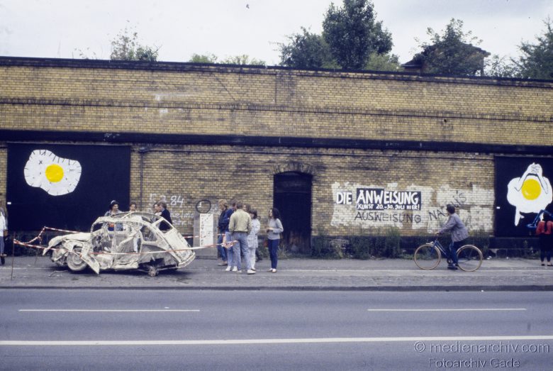 1984. Berlin. Citroen. Ente