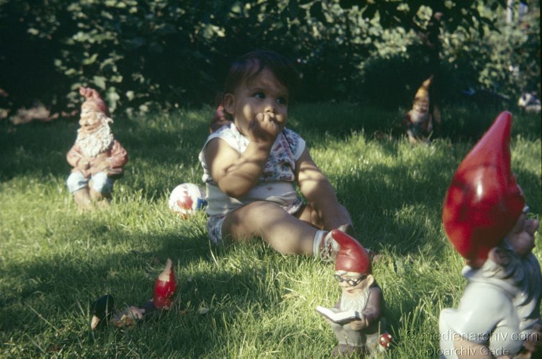 1973. Gartenzwerge. Kleinkind