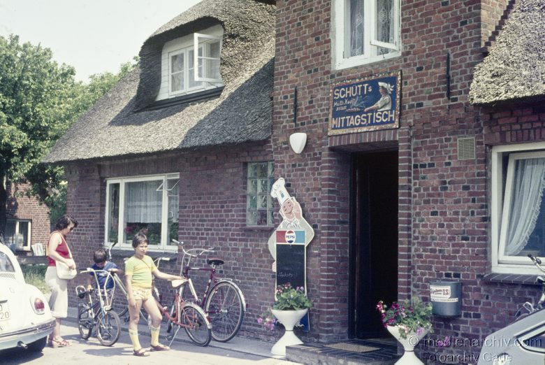 1976. Niedersachsen. Ostfriesland. Insel Föhr. Gasthaus