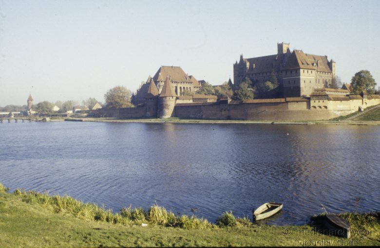 1987. Polen. Ordensburg Malbork (Marienburg) Fluss Nogat