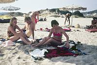 1975. Spanien. Baleren. Menorca. Uraluber am Stand