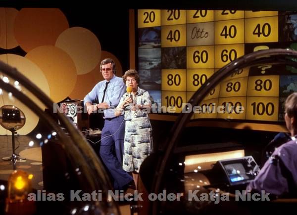 1970er. Fernsehshow Der große Preis mit Wim Thoelke. Auftritt von Kati Nick alias Katja Nick, bürgerlicher Name Käthe Denicke.