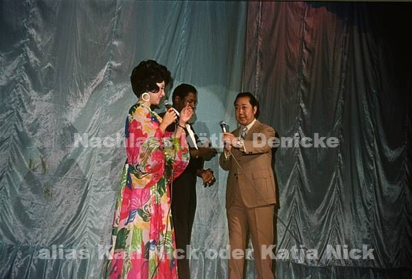 1974. Asien. Hongkong und Taiwan. Tournee von einer Gruppe Varietékünstler. Varietee.