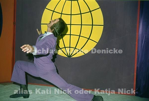 1974. Asien. Hongkong und Taiwan. Tournee von einer Gruppe Varietékünstler. Varietee.