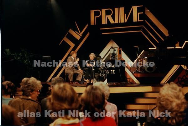 vermutlich 1970er. Auftritt von Kati Nick alias Katja Nick, bürgerlicher Name Käthe Denicke in der Fernsehsendung TV Prive