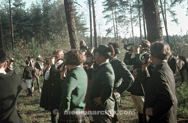 1958. DDR. Hubertusstock.  Jahreszeiten. Wald. Jagd