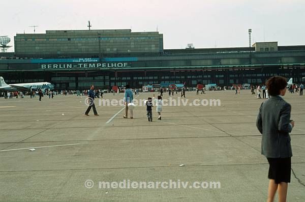 1989. Berlin. Flugplatz Tempelhof. Flugzeuge