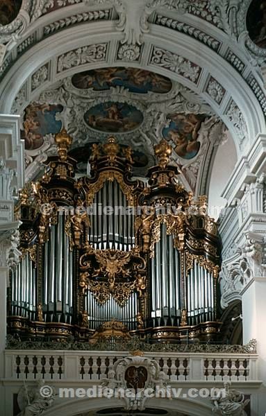 1981. Bayern. Passau. Kirchenorgel.