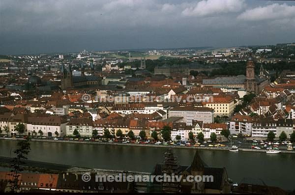 um 1980. Bayern. Würzburg. Fluss / Fluß Main