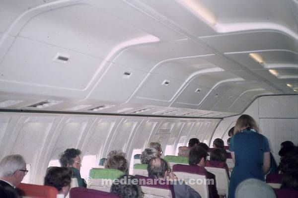 1970er. Irland. Ireland. Flugzeug