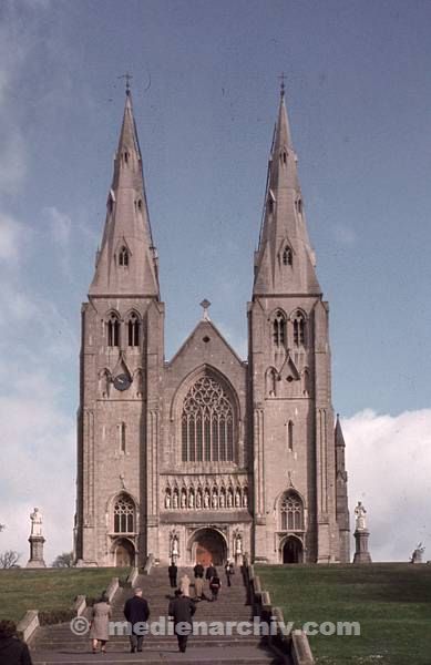 1970er. Großbritiannien. Armagh.  Kathedrale.