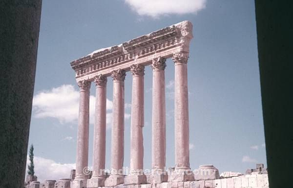 1970er. Libanon. Baalbeck (Bekaa-Ebene). Säulen.