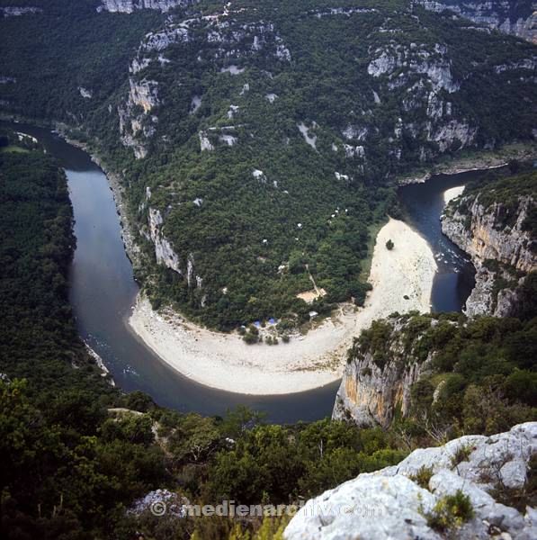 1960'er. Ehemaliges Jugoslawien. Montenegro. Fluss. Canyon