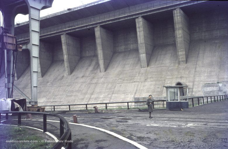 1970. Sowjetunion. Russische Föderation. Russland. Bratsk. Bratsk-Damm.